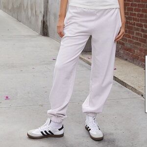 Brandy Melville John Gault cream/pink roses sweatpants